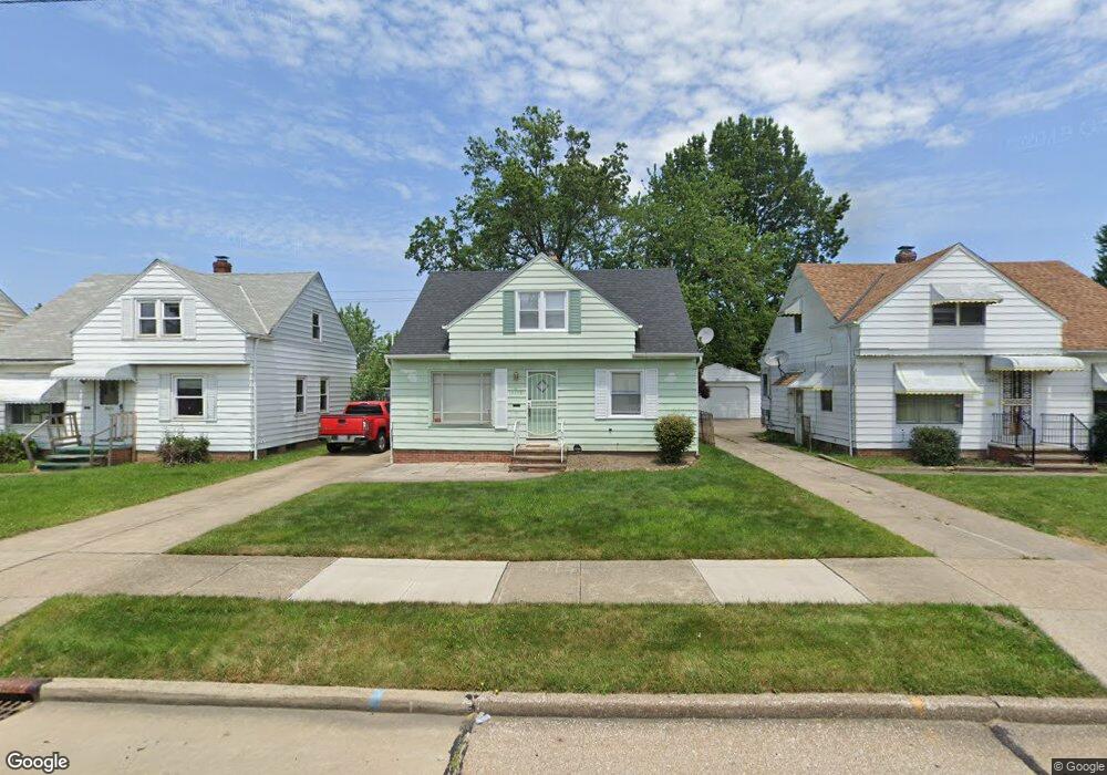 19409 Longview Ave, Maple Heights, OH 44137 - photo 1