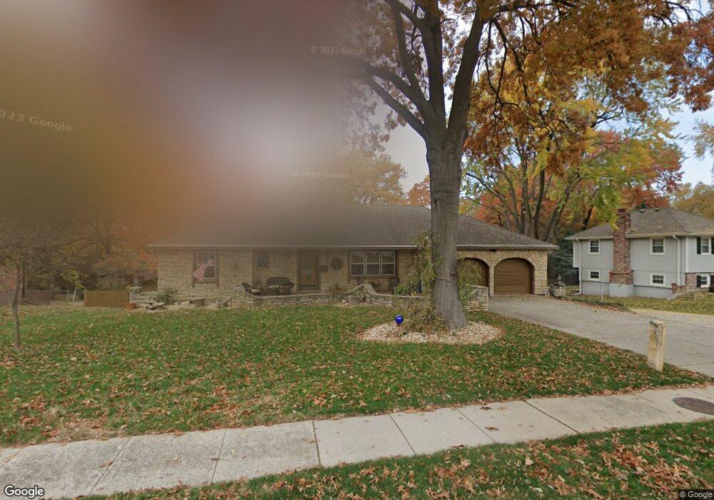 5214 Lucille Ln, Shawnee, KS 66203 - photo 1