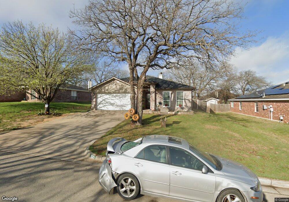 321 Pecos Dr, Weatherford, TX 76086 - photo 1