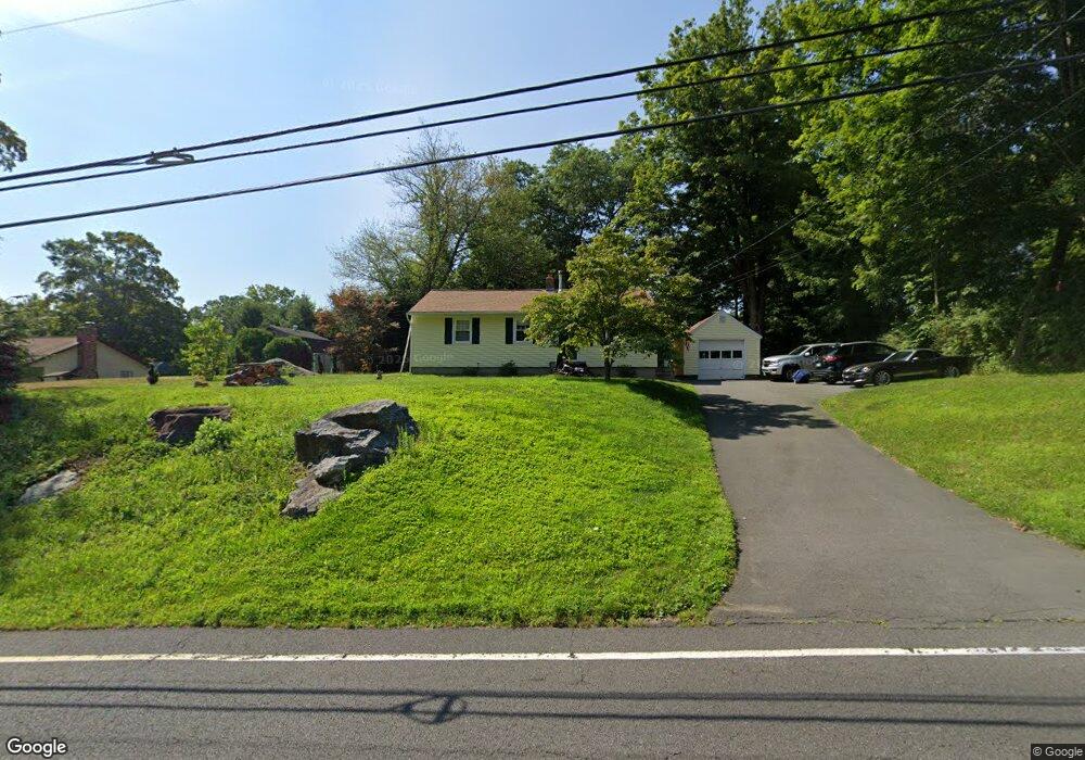 517 Whittemore Rd, Middlebury, CT 06762 - photo 1