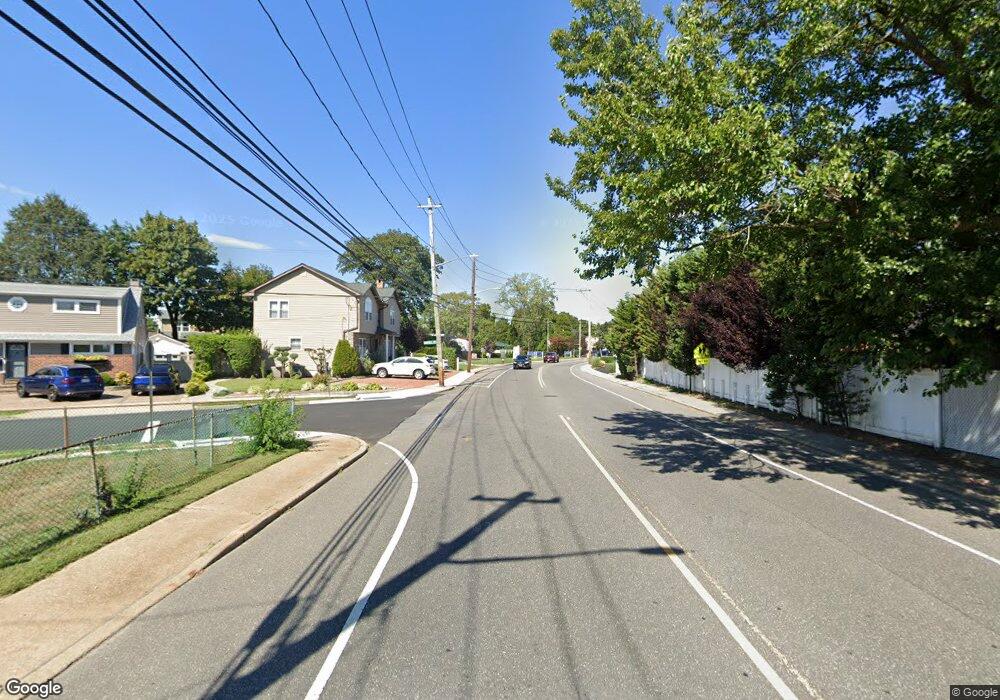 3072 Oceanside Rd, Oceanside, NY 11572 - photo 1