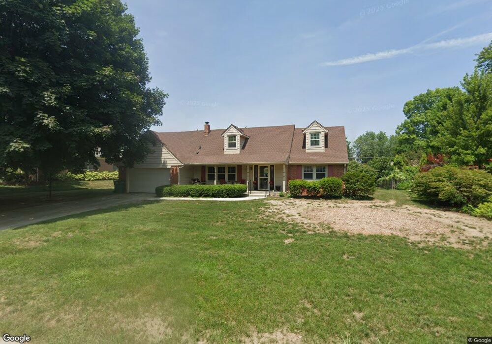 1112 E Adams Dr, Franklin, IN 46131 - photo 1