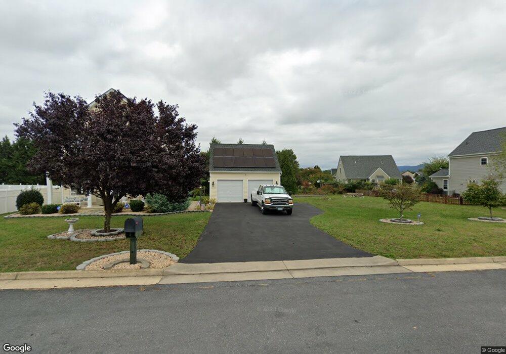 1012 Pendleton Dr, Waynesboro, VA 22980 - photo 1