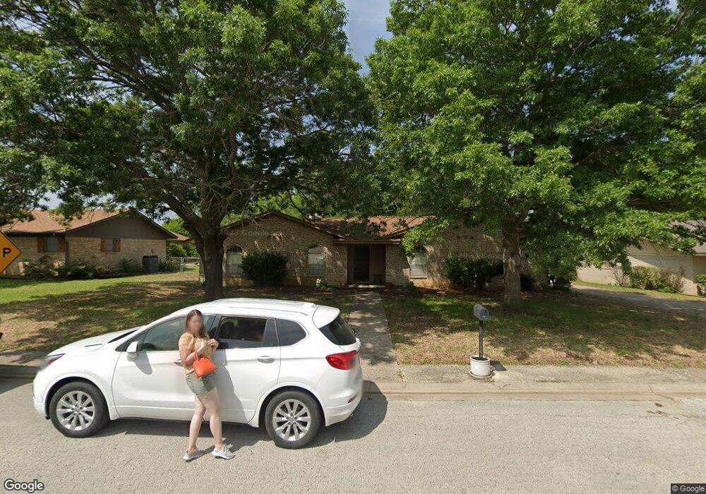 1918 Tulane Ave, Gainesville, TX 76240 - photo 1