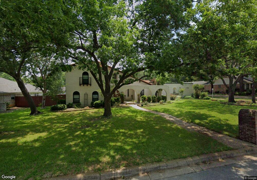 417 Woodbriar Ct, Colleyville, TX 76034 - photo 1