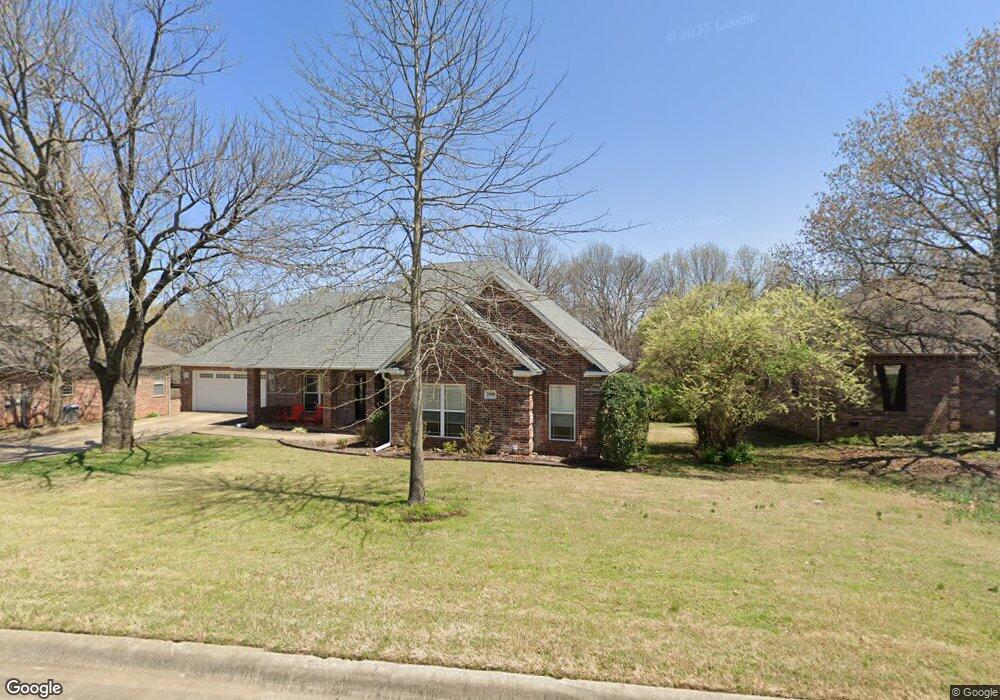 1408 S College Dr, Fayetteville, AR 72701 - photo 1