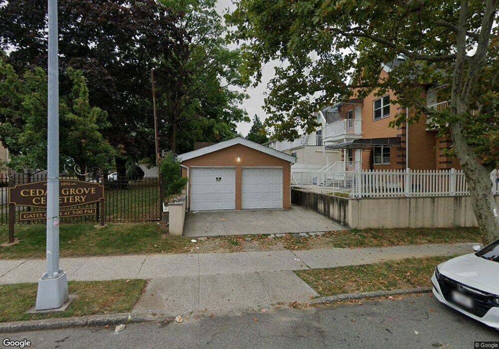 6111 134th St, Flushing, NY 11367 - photo 1