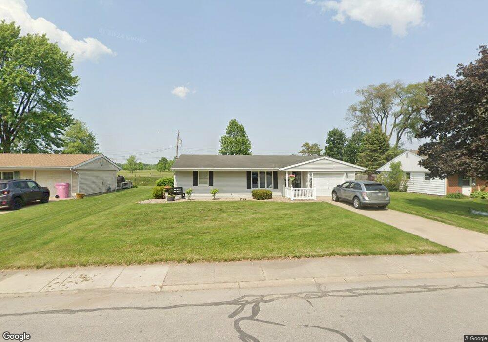 1104 E Marion St, Nappanee, IN 46550 - photo 1