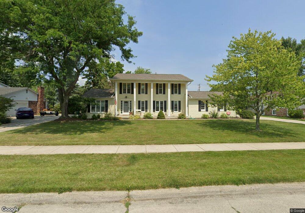 8082 Berkshire Dr, Grosse Ile, MI 48138 - photo 1