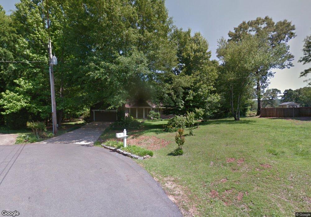 1752 Round Hill Rd, Weaver, AL 36277 - photo 1