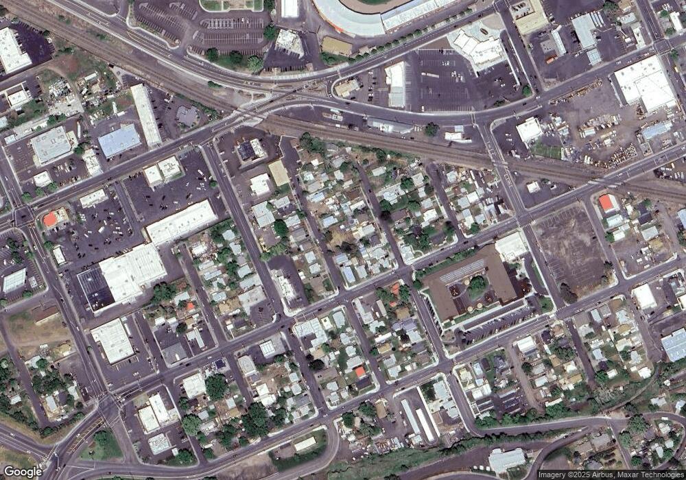 328 SW 16th St, Pendleton, OR 97801 - photo 1