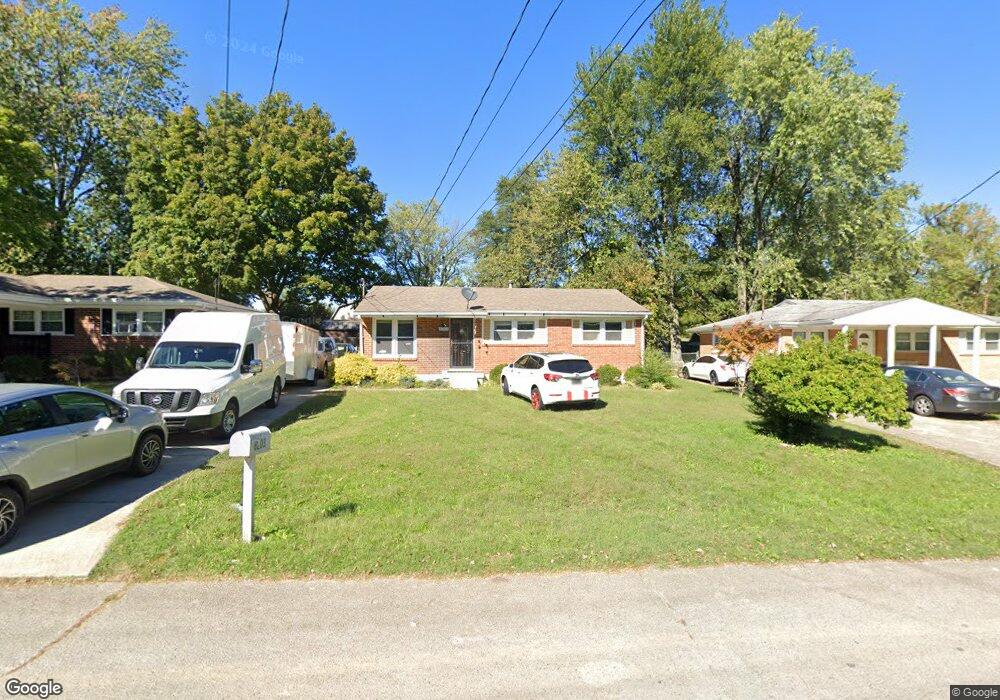 6203 Forsythia Ln, Louisville, KY 40229 - photo 1