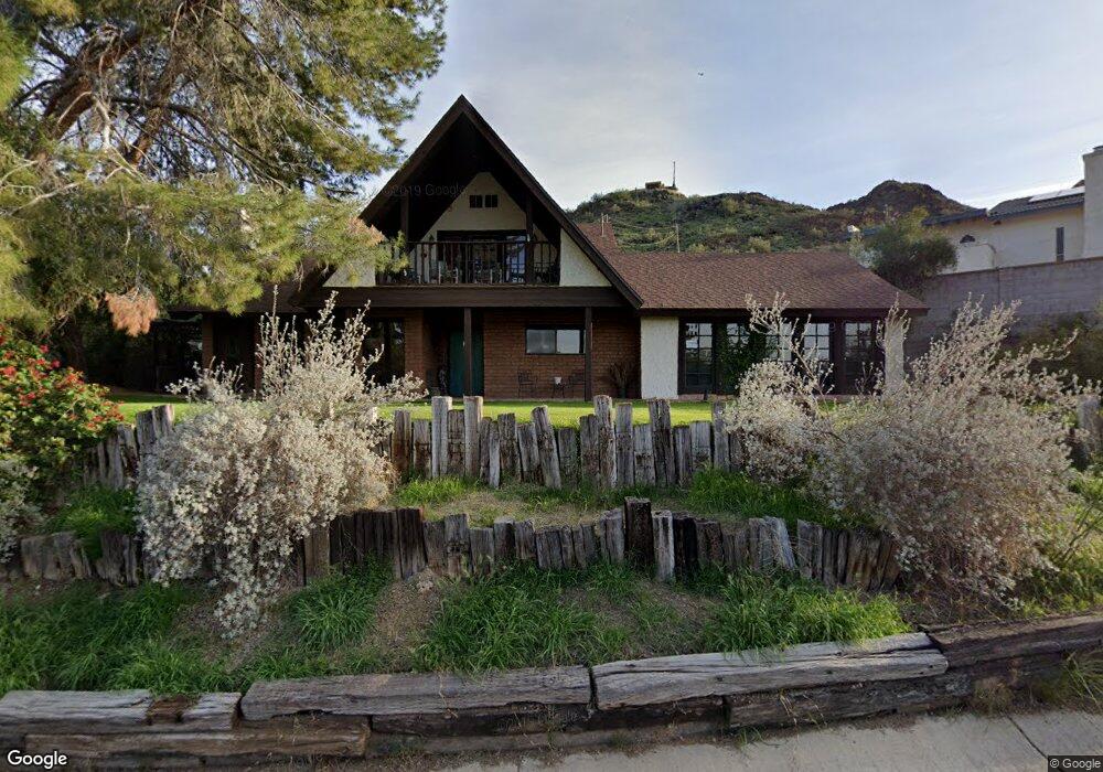 9235 N 17th Place, Phoenix, AZ 85020 - photo 1