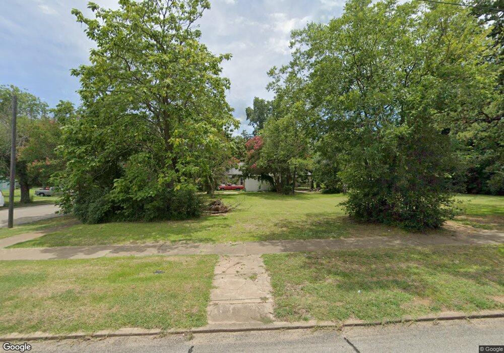 1000 W Main St, Denison, TX 75020 - photo 1