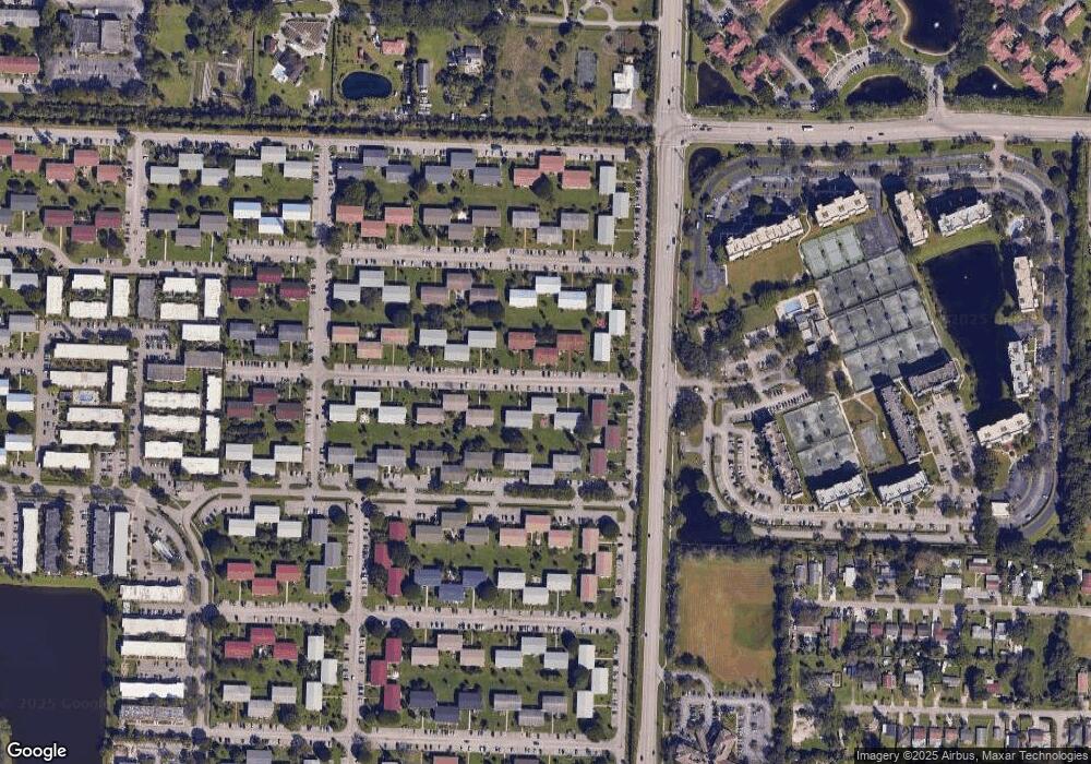 82 Norwich I unit D, West Palm Beach, FL 33417 - photo 1