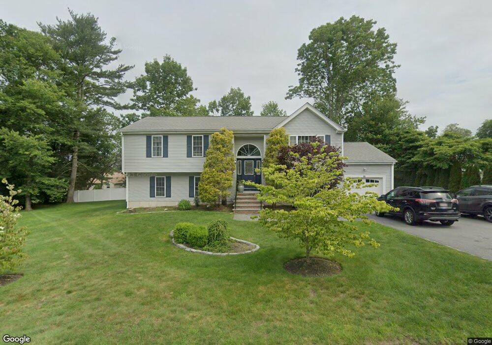 55 Fenton St, North Dartmouth, MA 02747 - photo 1