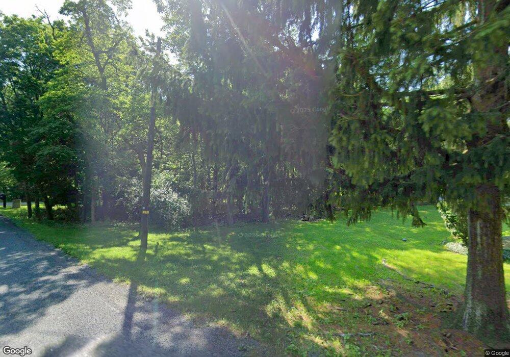 8615 Gate Ln, Slatington, PA 18080 - photo 1