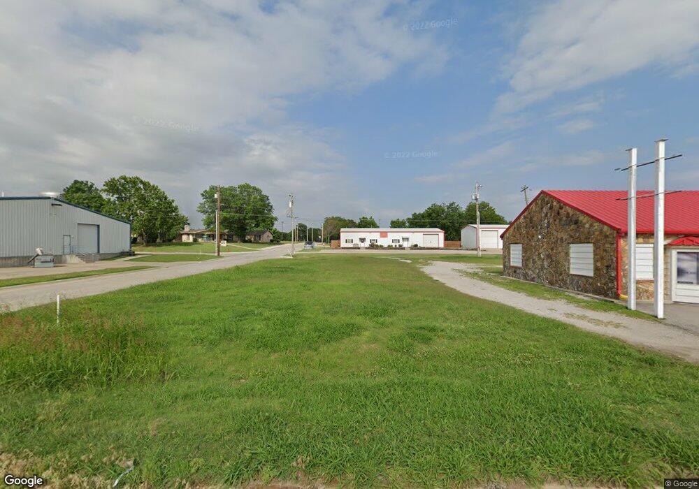 900 S Commerce St, Ardmore, OK 73401 - photo 1