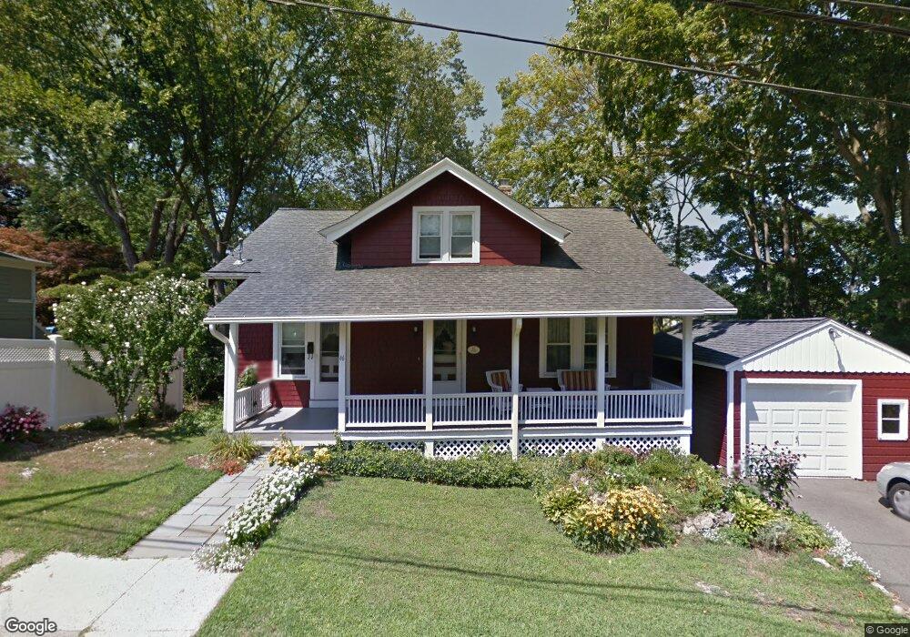 46 Bradley Ave, Branford, CT 06405 - photo 1