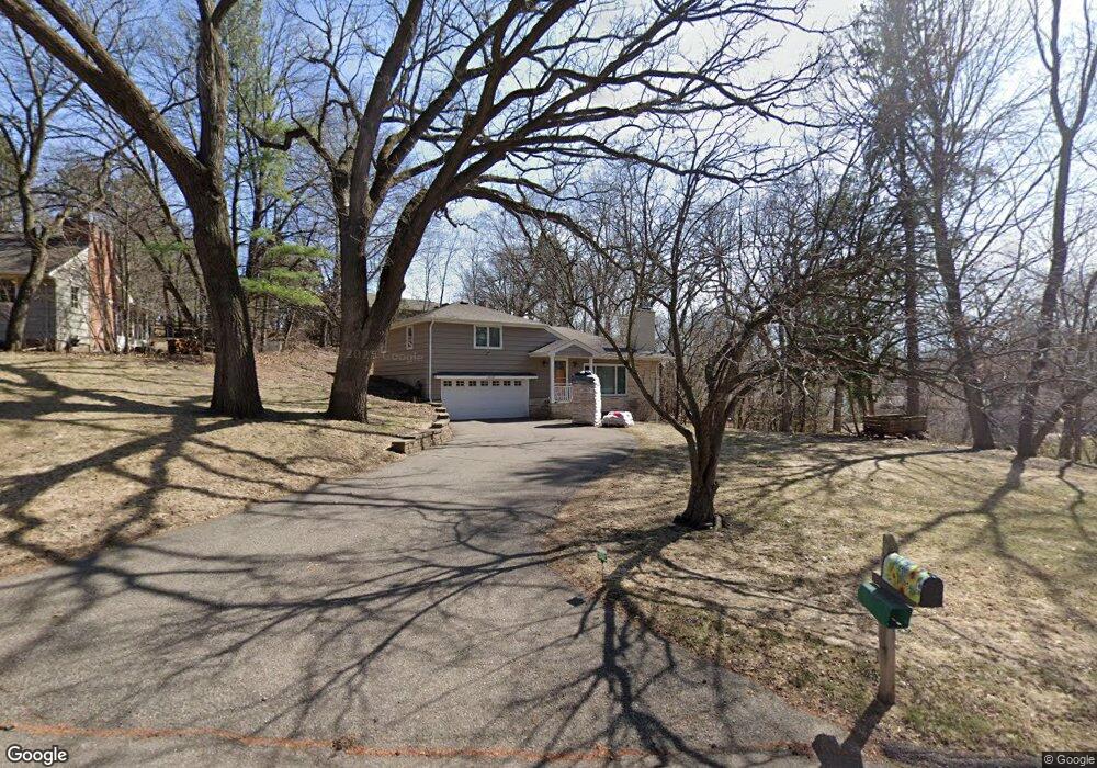 14909 Highland Ln, Minnetonka, MN 55345 - photo 1