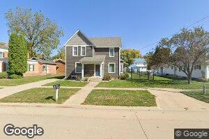 107 High St SE, Elkader, IA 52043