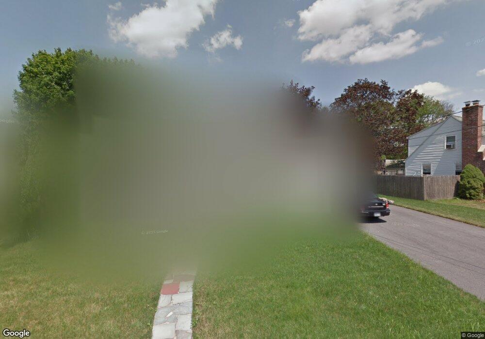 38 Buttonwood Dr, Cranston, RI 02920 - photo 1