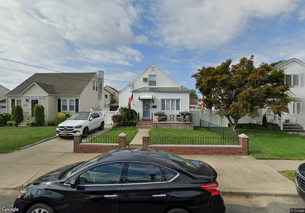 969 Adams Ave, Franklin Square, NY 11010 - photo 1