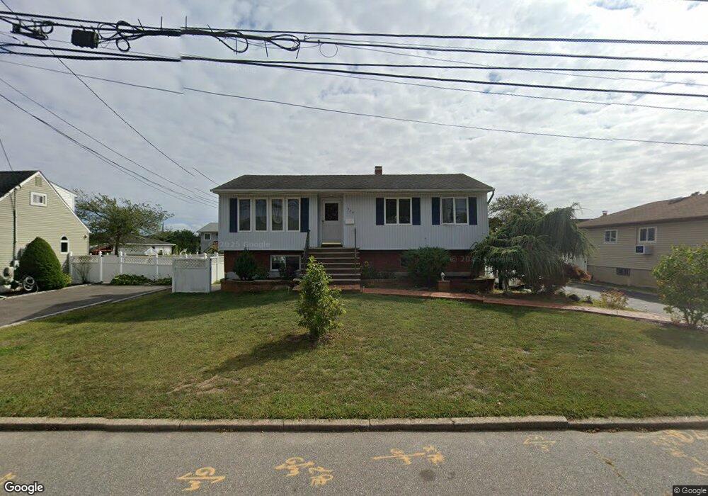 374 Columbus Ave, West Babylon, NY 11704 - photo 1