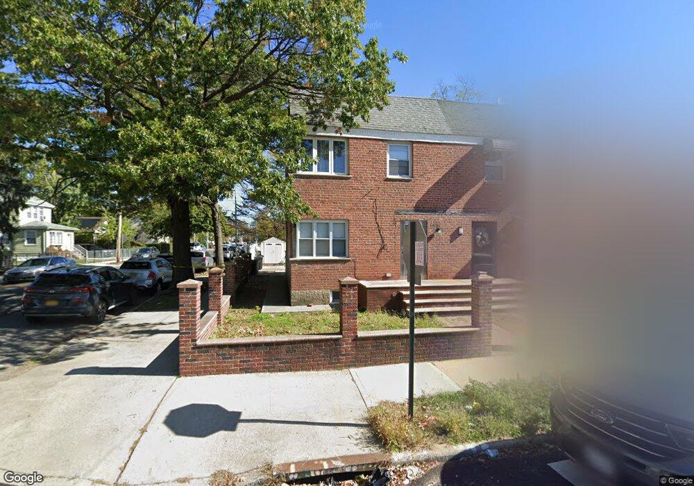 11601 167th St, Jamaica, NY 11434 - photo 1