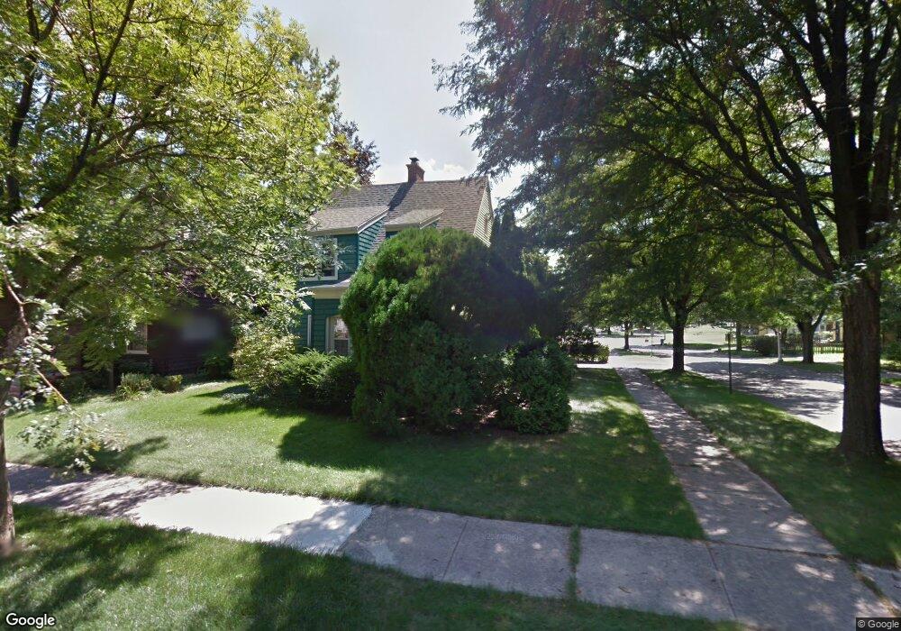 1915 Old Oakland Ave, Lansing, MI 48915 - photo 1