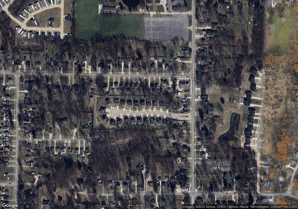 25670 Western Reserve Ln, Olmsted Falls, OH 44138 - photo 1