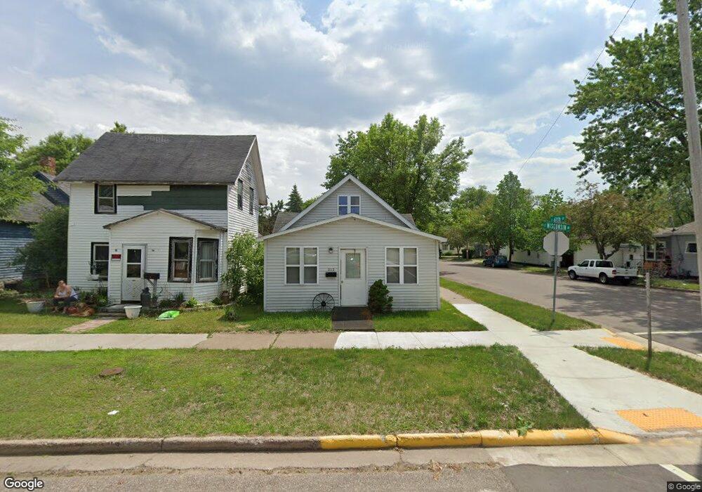 202 E Wisconsin Ave, Tomahawk, WI 54487 - photo 1