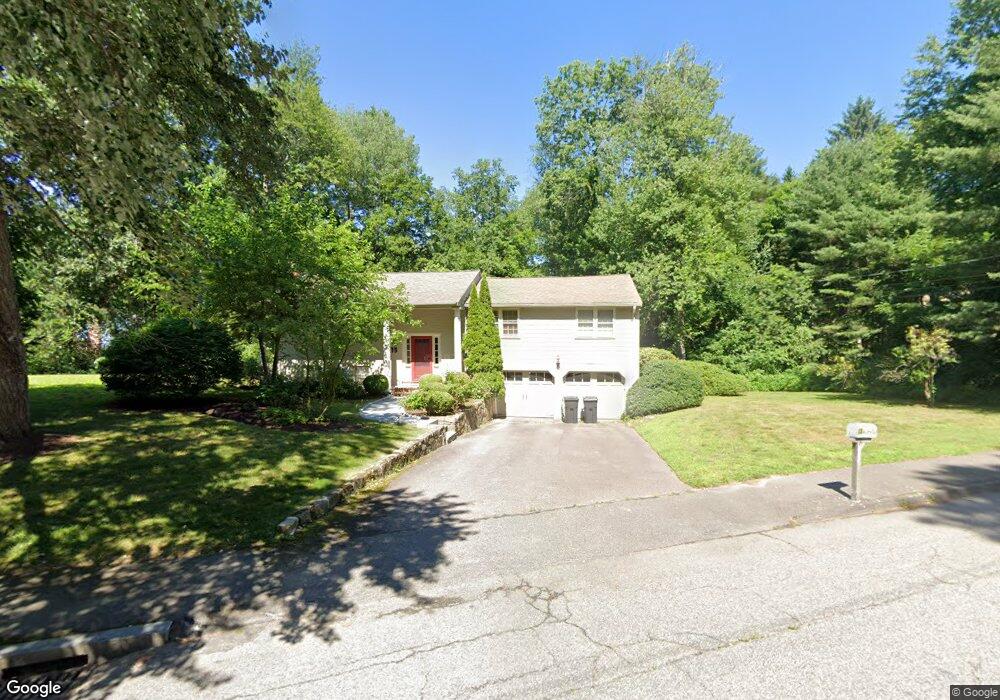 13 Maplewood Rd, Medfield, MA 02052 - photo 1