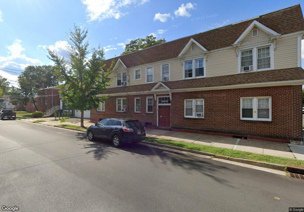 565 E Elm St, Linden, NJ 07036 - photo 1