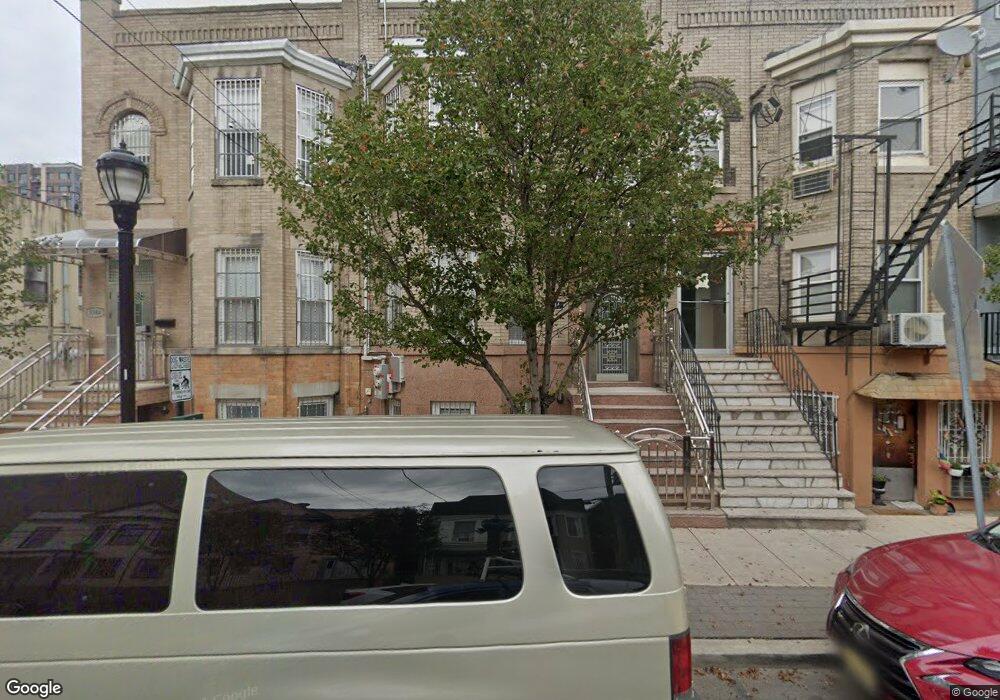 334 49th St, Union City, NJ 07087 - photo 1