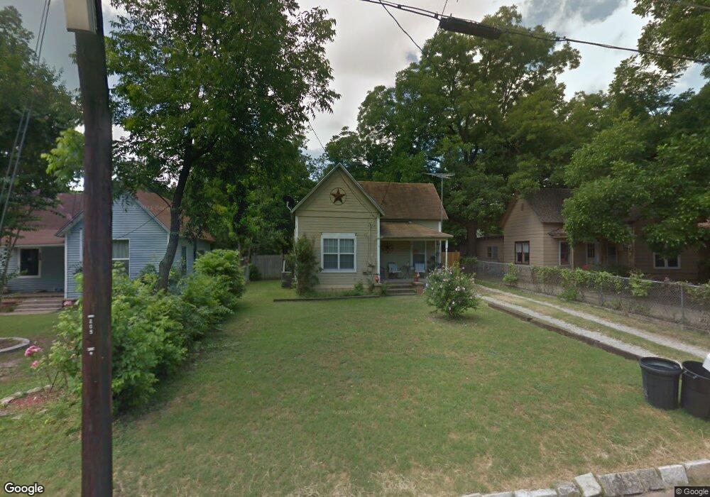 205 W Water St, Weatherford, TX 76086 - photo 1