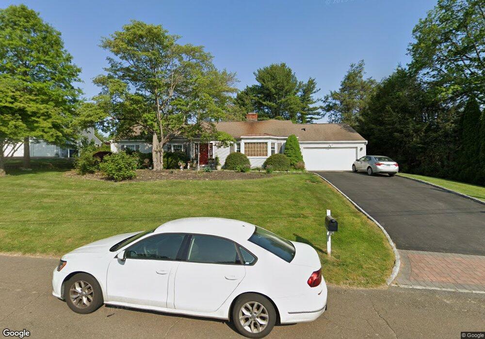 21 Thorburn Ave, Trumbull, CT 06611 - photo 1