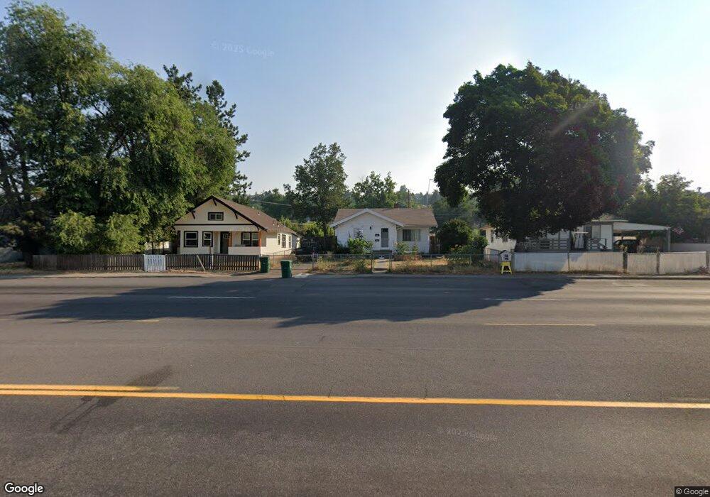 435 N Alameda Ave, Klamath Falls, OR 97601 - photo 1