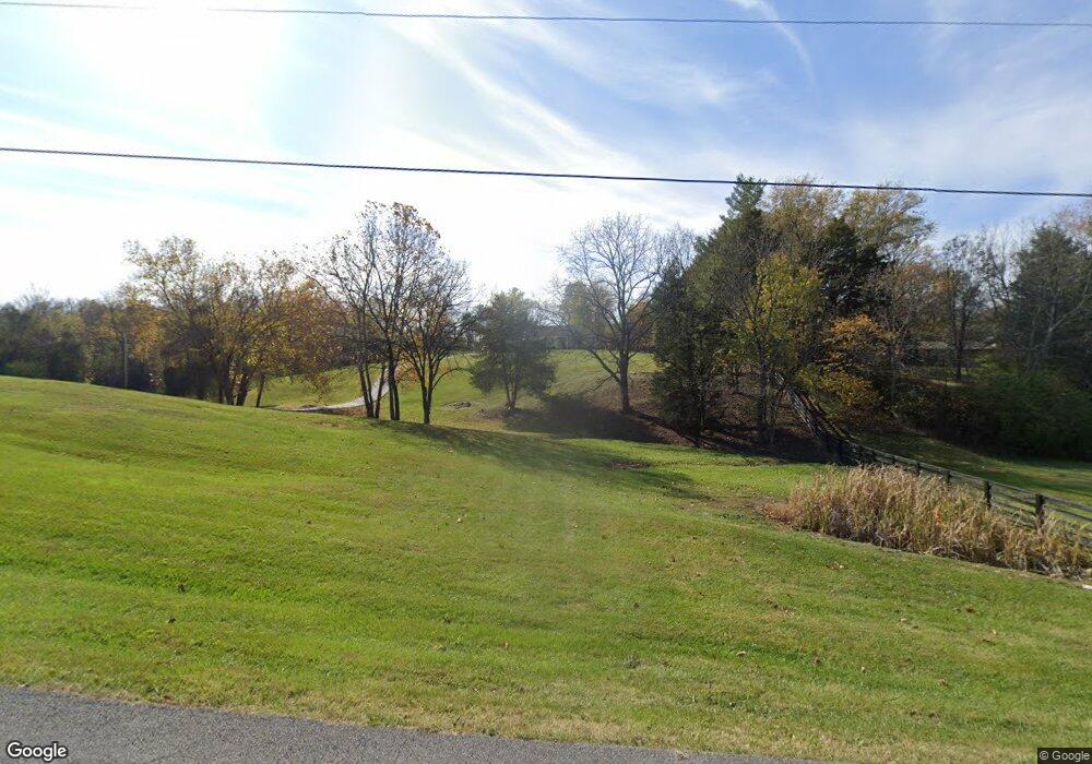 4906 Carpenter Dr, Crestwood, KY 40014 - photo 1