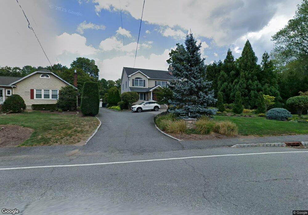 61 E Cedar St, Livingston, NJ 07039 - photo 1