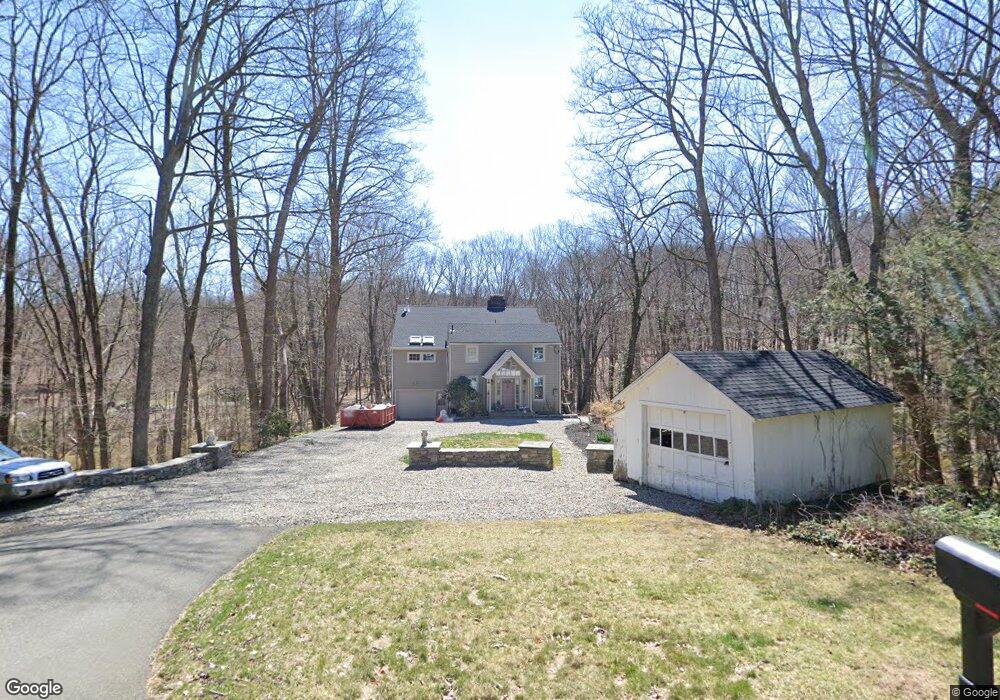 3 Dinglebrook Ln, Newtown, CT 06470 - photo 1