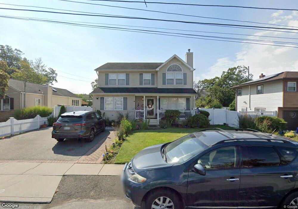 800 Bermuda Rd, West Babylon, NY 11704 - photo 1