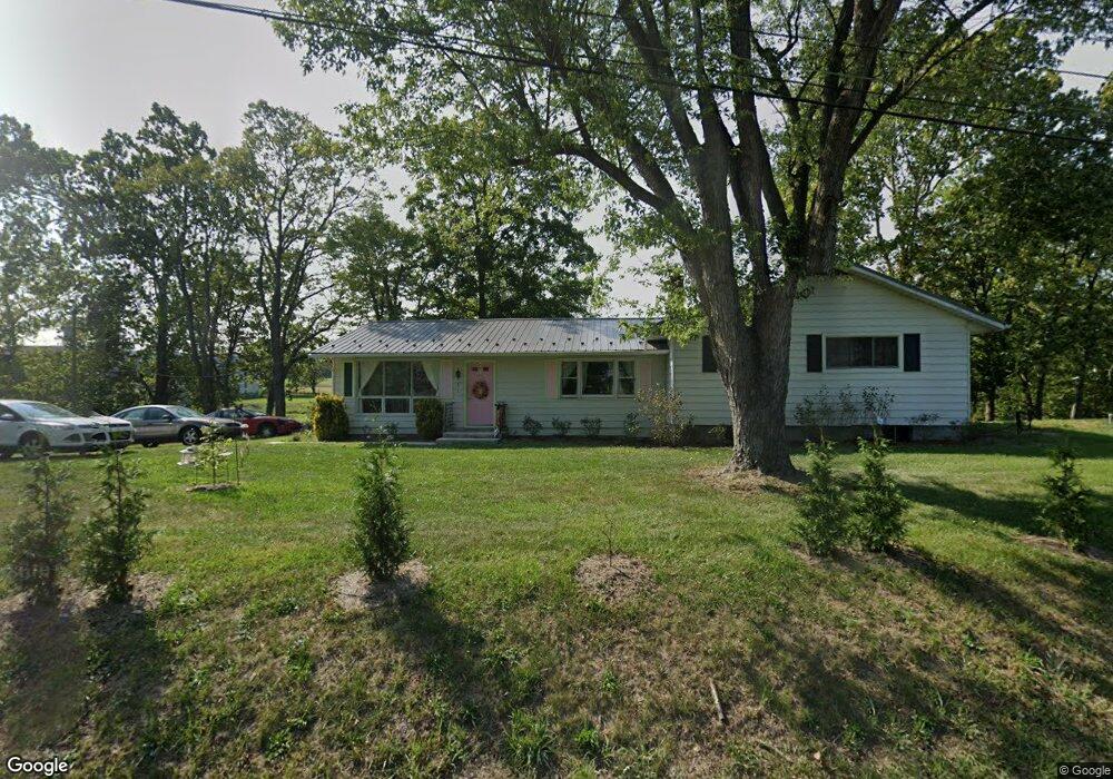 3951 Fort Loudon Rd, Mercersburg, PA 17236 - photo 1