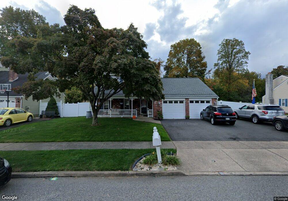 32 Tanglewood Dr, Langhorne, PA 19047 - photo 1