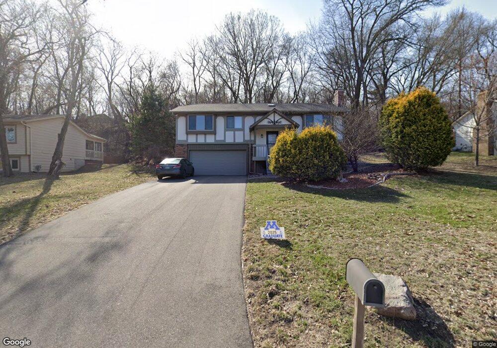 5164 Beacon Hill Rd, Minnetonka, MN 55345 - photo 1