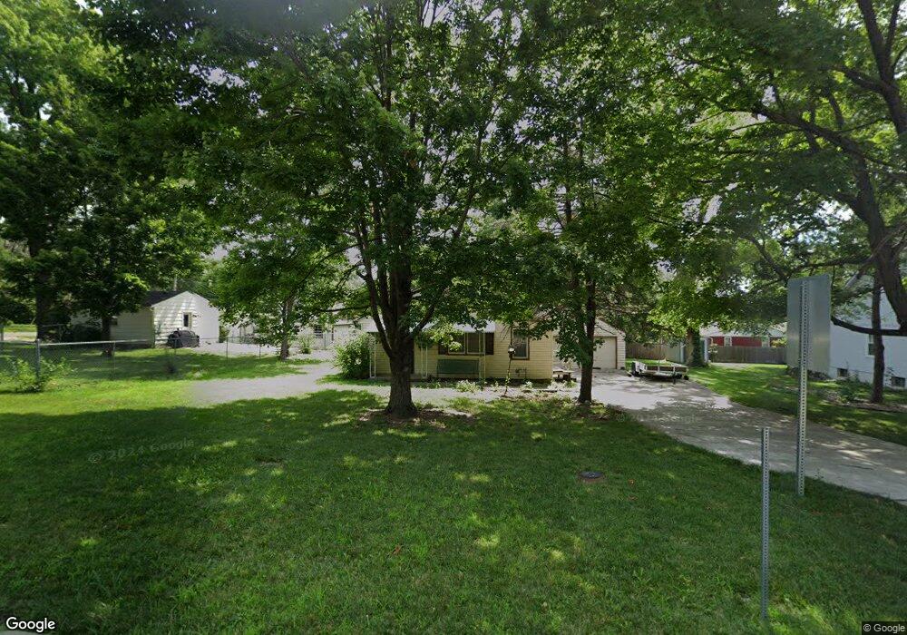 6145 Flint St, Shawnee, KS 66203 - photo 1