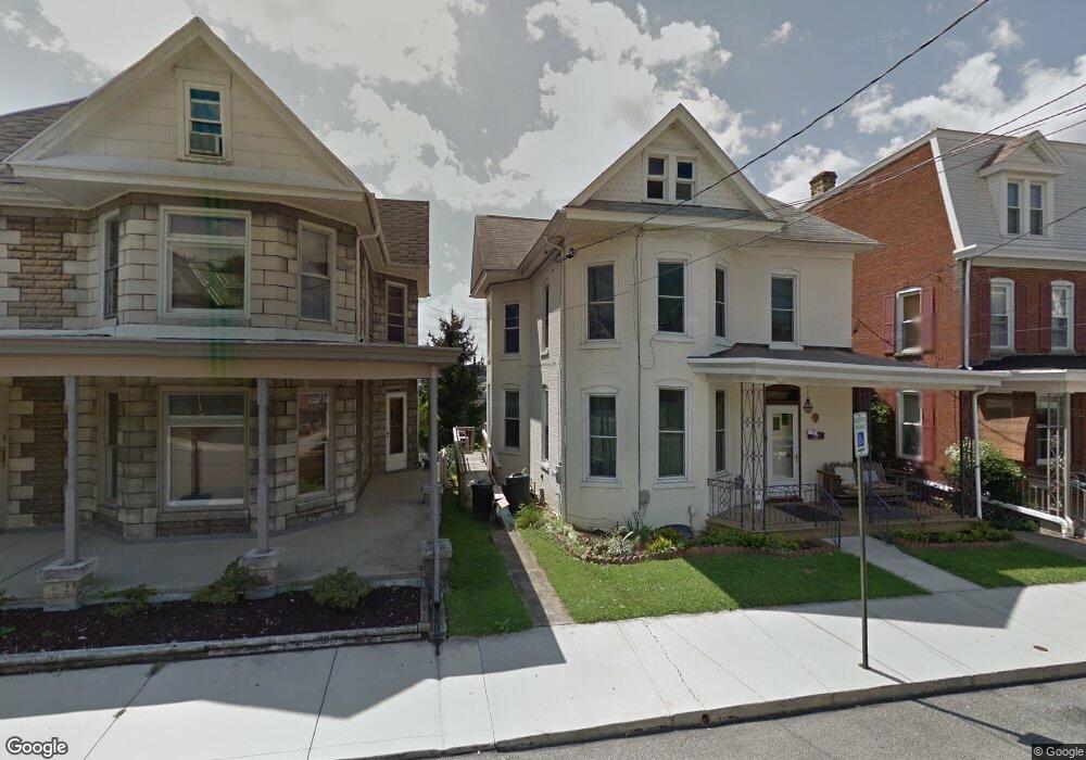 22 W 4th St, Waynesboro, PA 17268 - photo 1