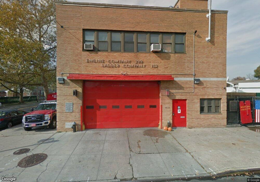 6120 Utopia Pkwy, Flushing, NY 11365 - photo 1