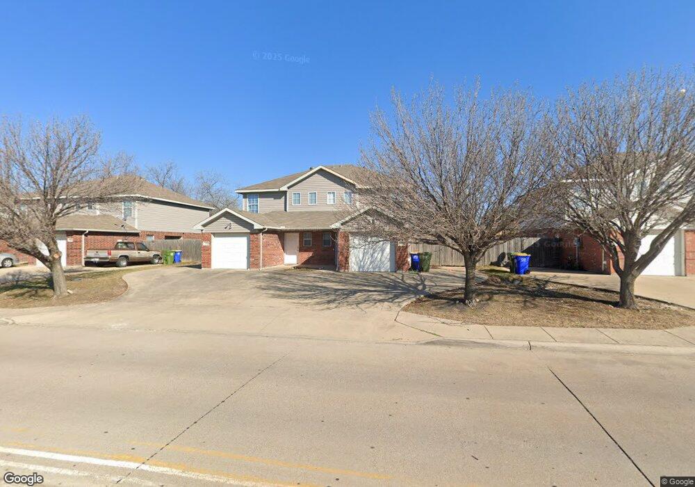 7604 Downe Dr, Fort Worth, TX 76108 - photo 1