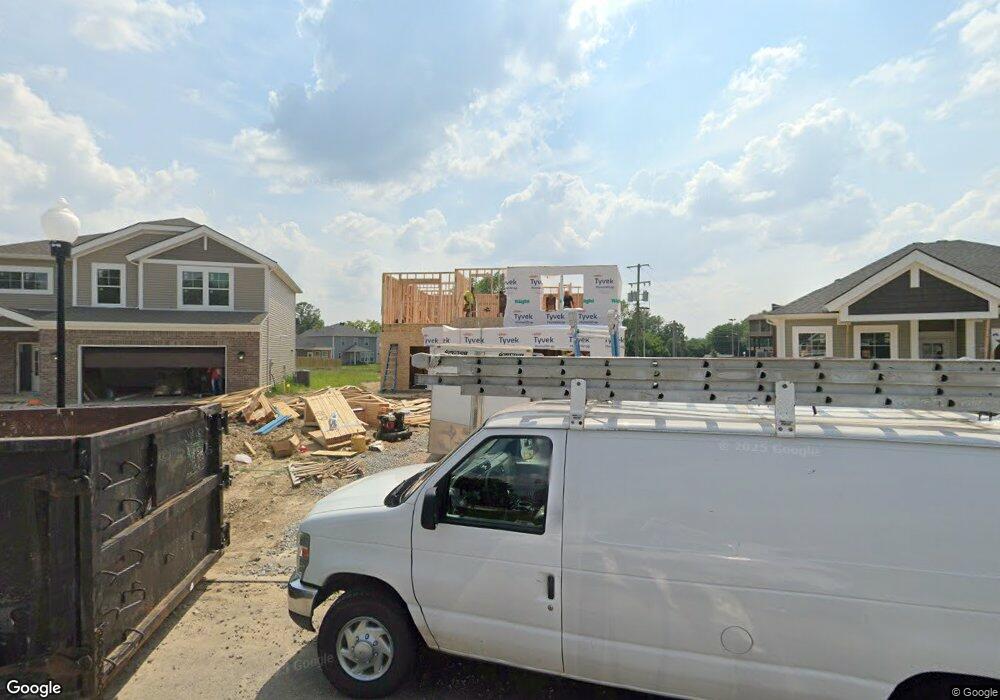 6532 Oak Village Dr, Louisville, KY 40228 - photo 1